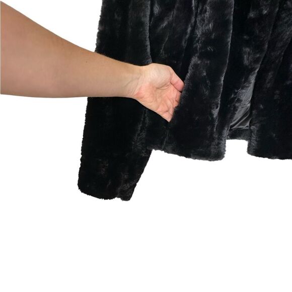 Blank NYC Uptown Girl Black Fake Fur Cropped Jacket | Size L - Picture 6 of 9